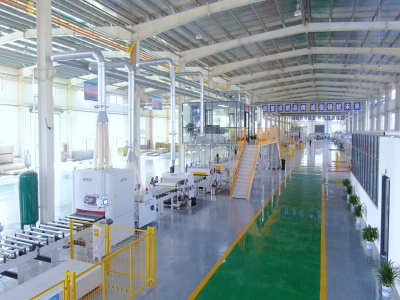 外墻保溫裝飾一體化系統(tǒng)生產(chǎn)線：高效節(jié)能、智能環(huán)保的建筑生產(chǎn)利器